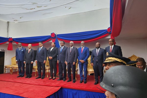 El Consejo de Transición asume el poder en Haití