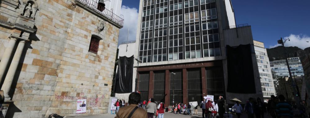 Banco Central de Colombia reduce su tasa a un nuevo mínimo récord y anuncia más liquidez