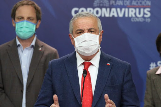 Ministro de Salud de Chile dice que "junio es probablemente el mes más duro en la lucha contra" el coronavirus  