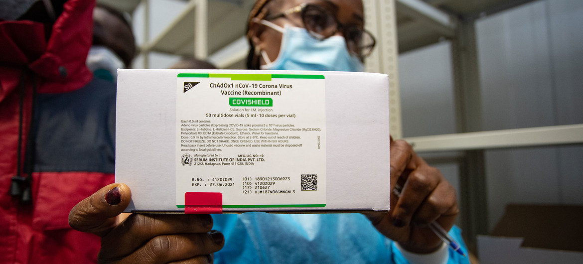 Bolivia, Nicaragua y Haití, afectados por la suspensión de exportaciones de vacunas desde India