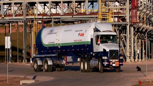 Bolivia anuncia aumento de ingresos por exportaciones de gas licuado