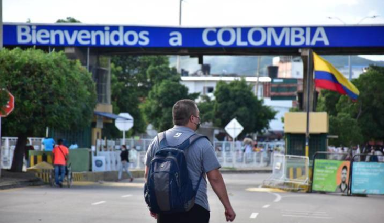Frontera colombo-venezolana reabre el 26 de septiembre anuncian Maduro y Petro