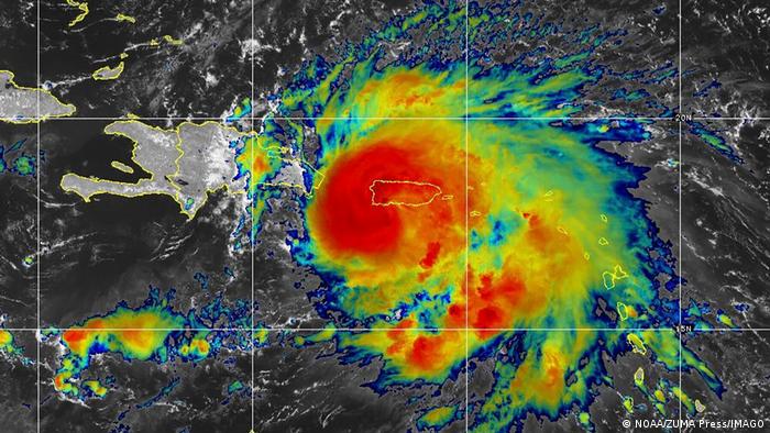 Islas del Caribe se preparan para impacto de huracán Fiona