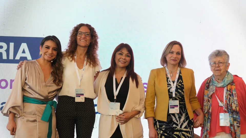Especialistas urgen equidad en salud de la mujer en América Latina