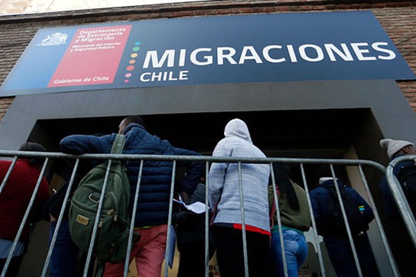 Chile: Proyecto de ley restringe recurso administrativo especial contemplado en la Ley de Migración y Extranjería