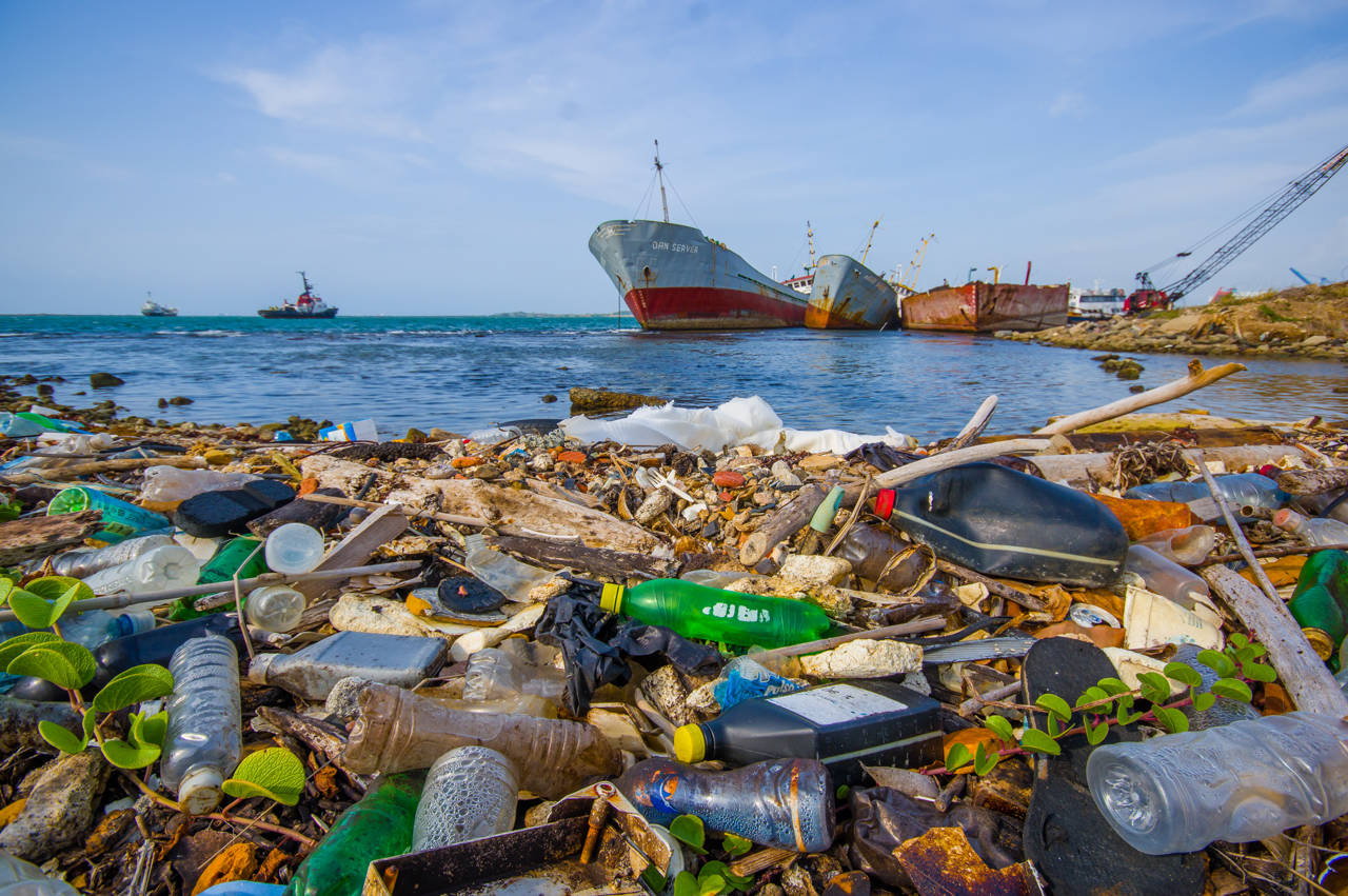Panamá lanza una iniciativa para combatir la contaminación por plásticos