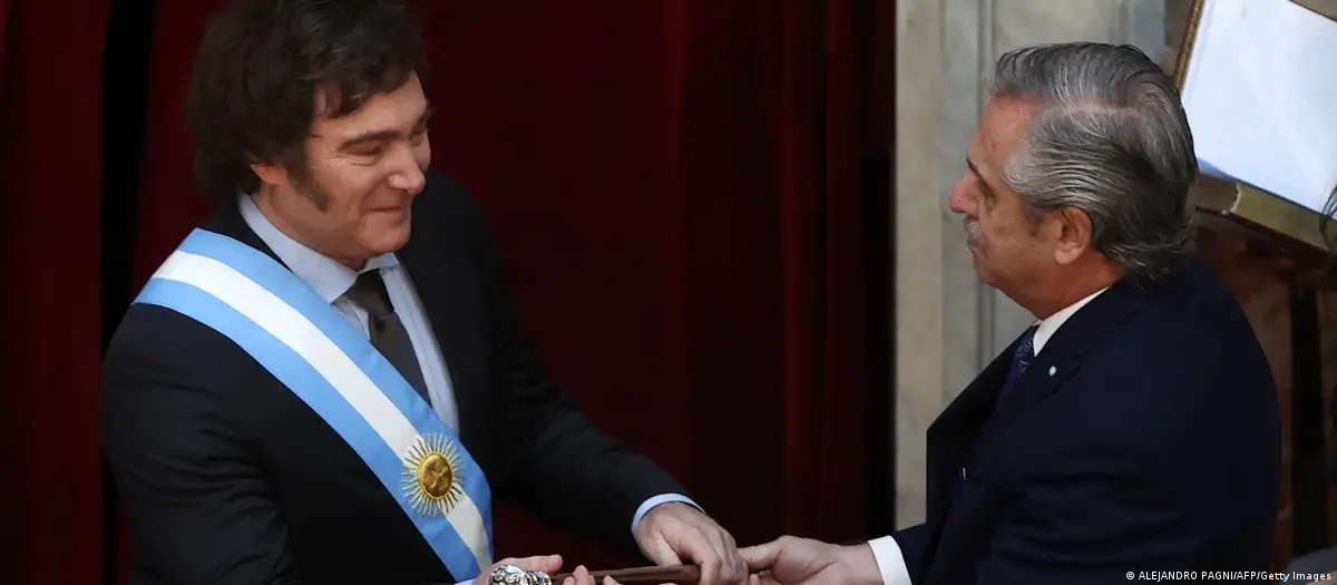Javier Milei se juramenta como presidente de Argentina