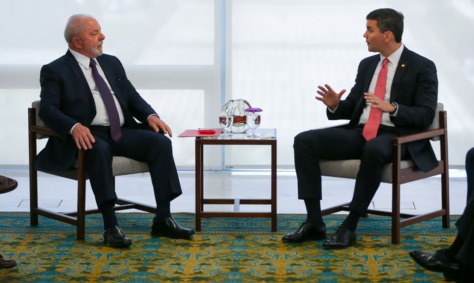 Lula y Peña conversan en Brasil sobre Itaipú y Mercosur