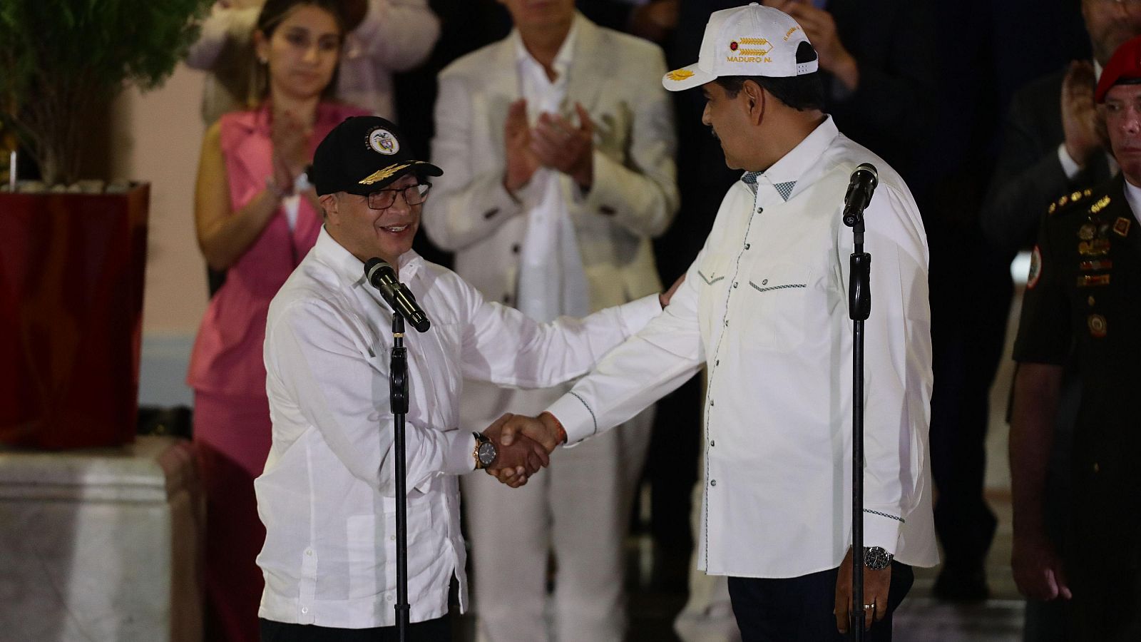Maduro y Petro se reúnen en Caracas: "La paz política en Venezuela puede ser también la paz armada en Colombia"