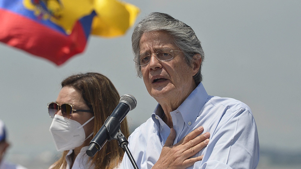 Ecuador planea aplicar un impuesto a la riqueza para paliar la pandemia
