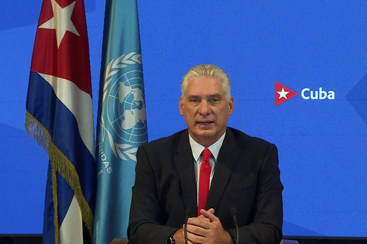El presidente de Cuba denuncia el excesivo gasto militar mientras millones de personas en el mundo no pueden recibir vacunas