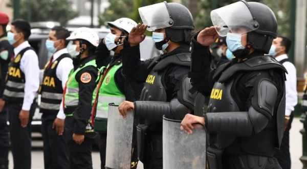 Presidente Pedro Castillo decreta estado de emergencia en Lima 