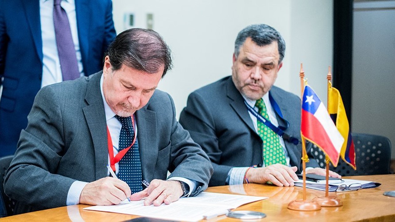 Chile y Colombia crean Comisión Binacional para celebrar el bicentenario de las relaciones diplomáticas