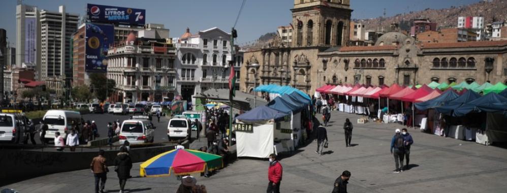 Bolivia logra bajar déficit fiscal del 12,7% al 7,2% en dos años
