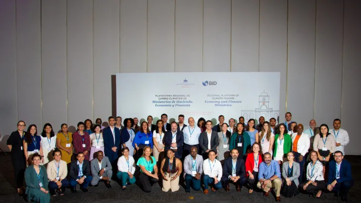 Ministerios de finanzas de América Latina y el Caribe avanzan plan de acción de Cambio Climático