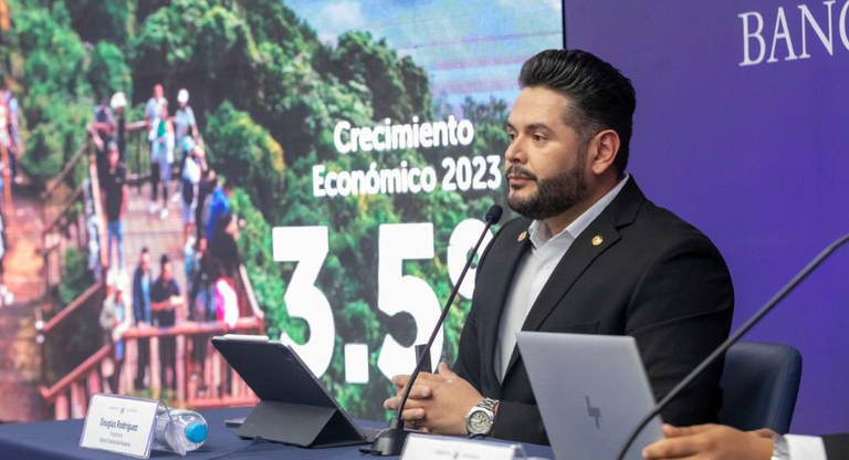 Economía de El Salvador creció 3,5% en 2023, según BCR