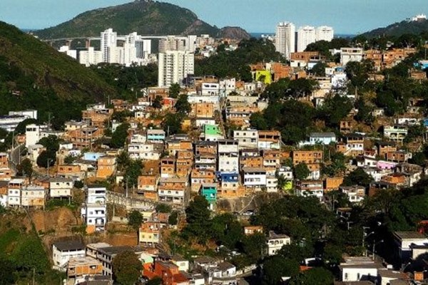 Índices de pobreza bajan en Brasil, según estudio local