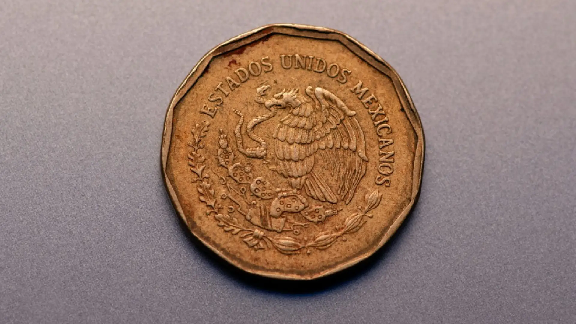 Foto de México, el receptor más grande de remesas de la región, destaca informe de 2025 del BID.